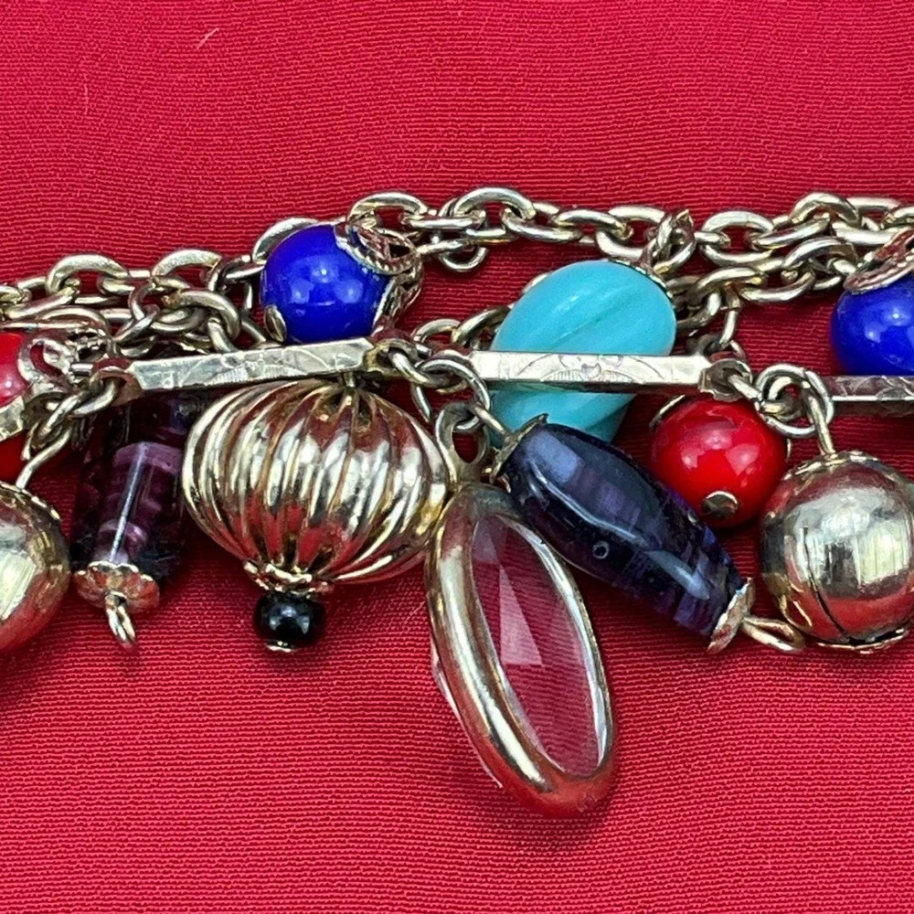 Vintage Gold Tone Multi Strand Colorful Bead and Glass Charm‎ Bracelet 7.5 Inch